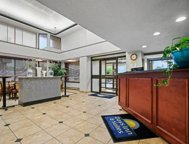 Days Inn by Wyndham Utica hotel detail image 4