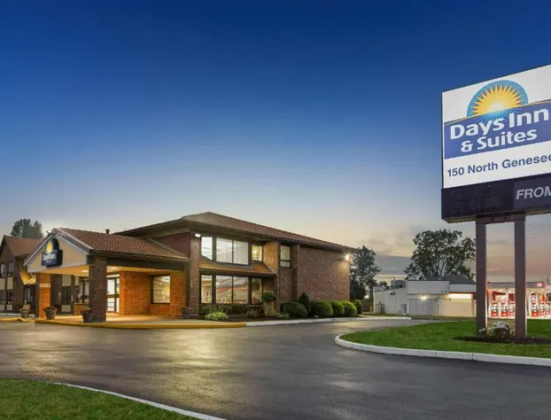 Days Inn by Wyndham Utica hotel detail image 2