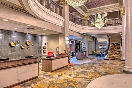 DoubleTree by Hilton Utica hotel detail image 3