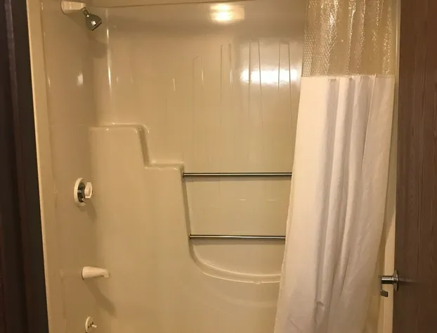 Quality Inn & Suites Worcester hotel detail image 3