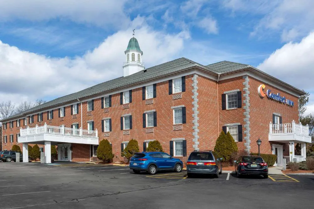 Comfort Inn Auburn - Worcester hotel hero