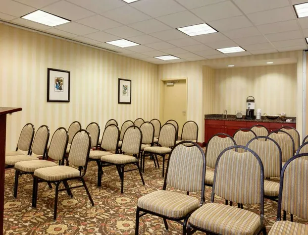 Hampton Inn & Suites Prattville hotel detail image 4