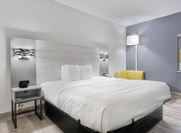 Quality Inn Prattville I-65 hotel detail image 4