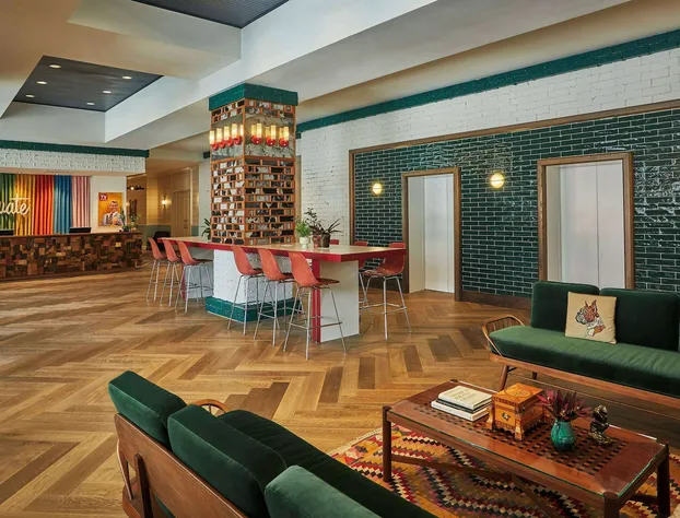 Graduate by Hilton Lincoln hotel detail image 4