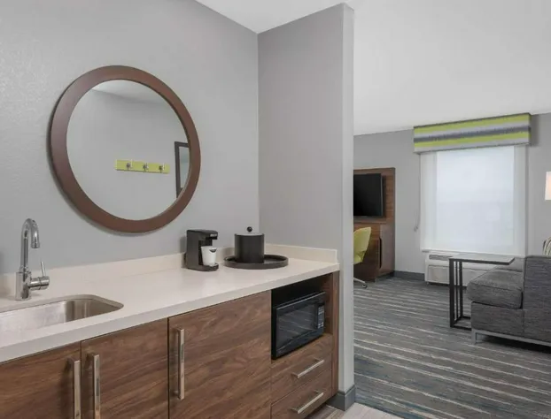 Hampton Inn & Suites Lincoln - Northeast I-80 hotel detail image 3