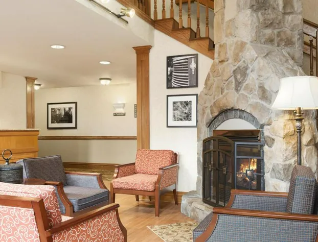 Country Inn & Suites by Radisson, Lincoln North Hotel and Conference Center, NE hotel detail image 2