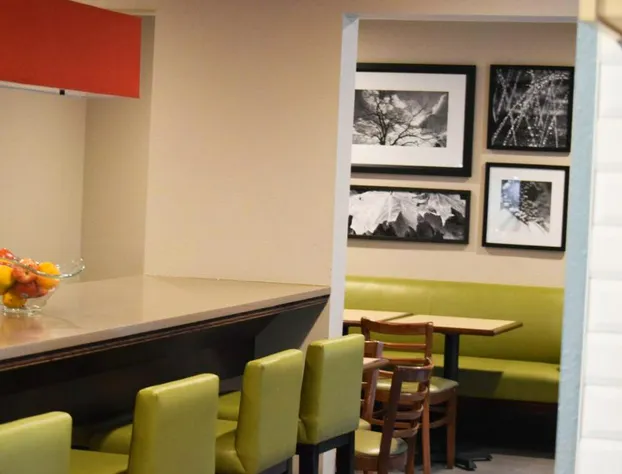 Country Inn & Suites by Radisson, Lincoln North Hotel and Conference Center, NE hotel detail image 3