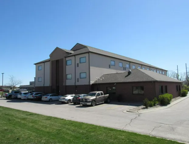 Holiday Inn Express & Suites South - Lincoln by IHG hotel detail image 1