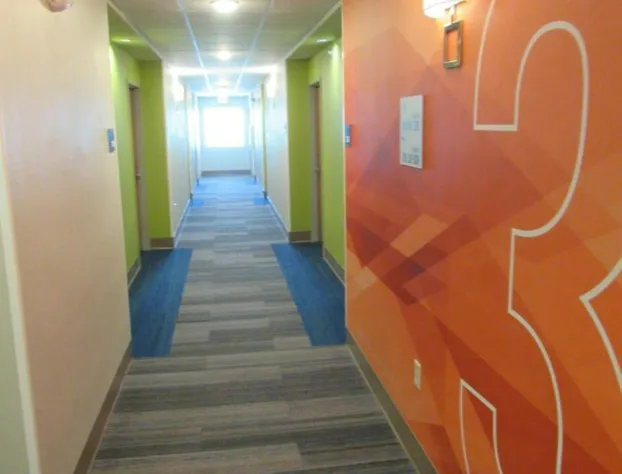 Holiday Inn Express & Suites South - Lincoln by IHG hotel detail image 4