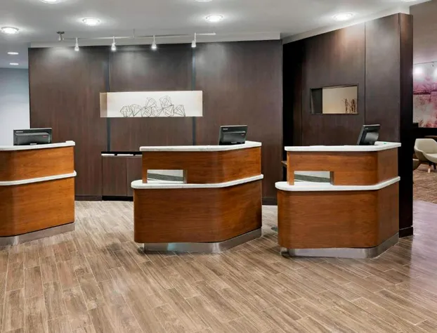 Courtyard Fort Wayne Downtown Grand Wayne Convention Center hotel detail image 2