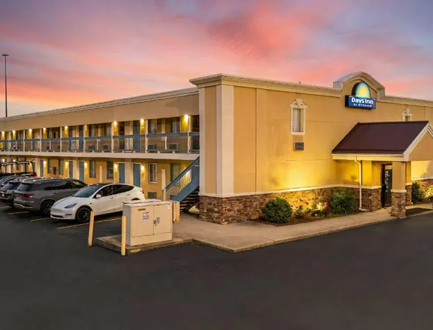 Days Inn by Wyndham Fort Wayne hotel detail image 3