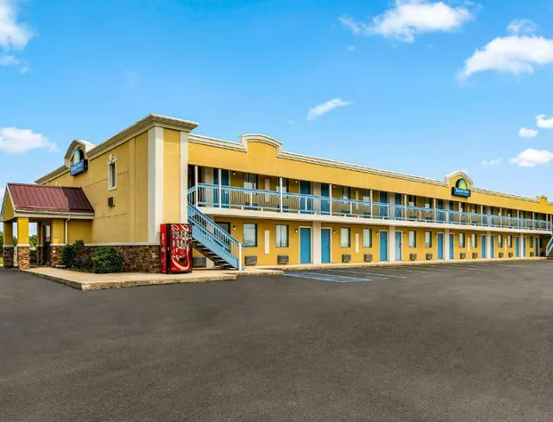 Days Inn by Wyndham Fort Wayne hotel detail image 4