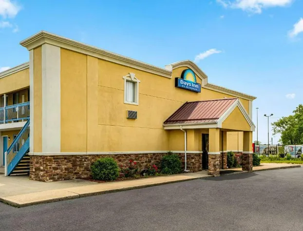 Days Inn by Wyndham Fort Wayne hotel detail image 2