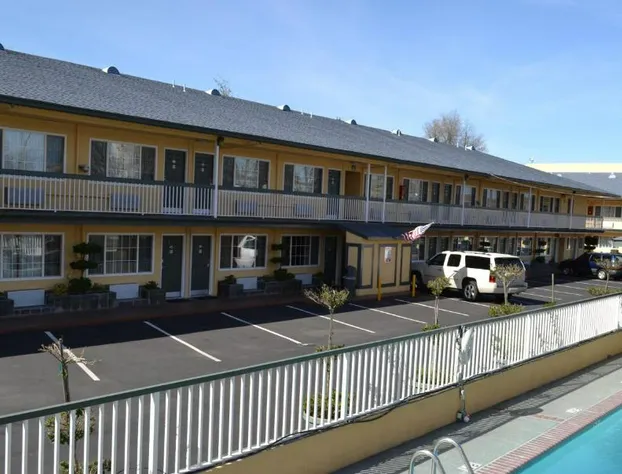 Best Western Town House Lodge hotel detail image 1