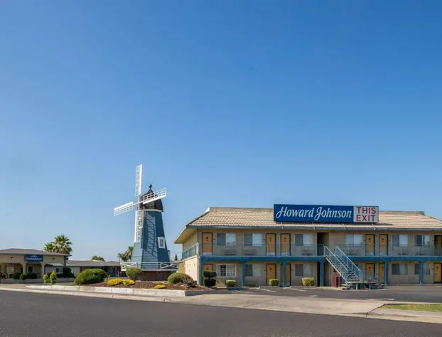 Howard Johnson by Wyndham Modesto Ceres hotel detail image 3