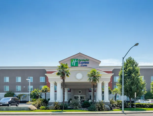 Holiday Inn Express and Suites Modesto by IHG hotel detail image 1