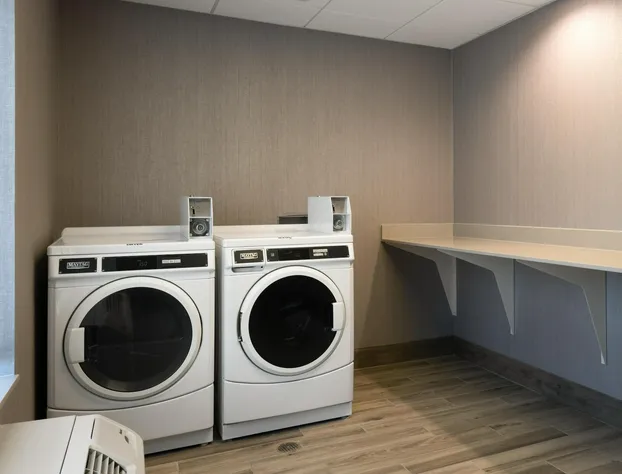 Hampton Inn & Suites Manteca hotel detail image 4