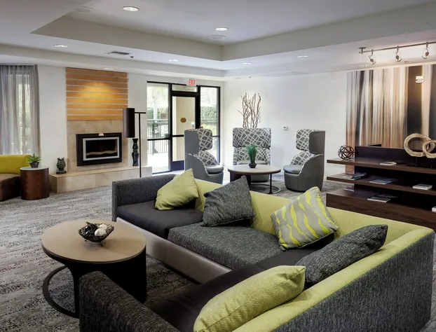 Courtyard by Marriott Stockton hotel detail image 3