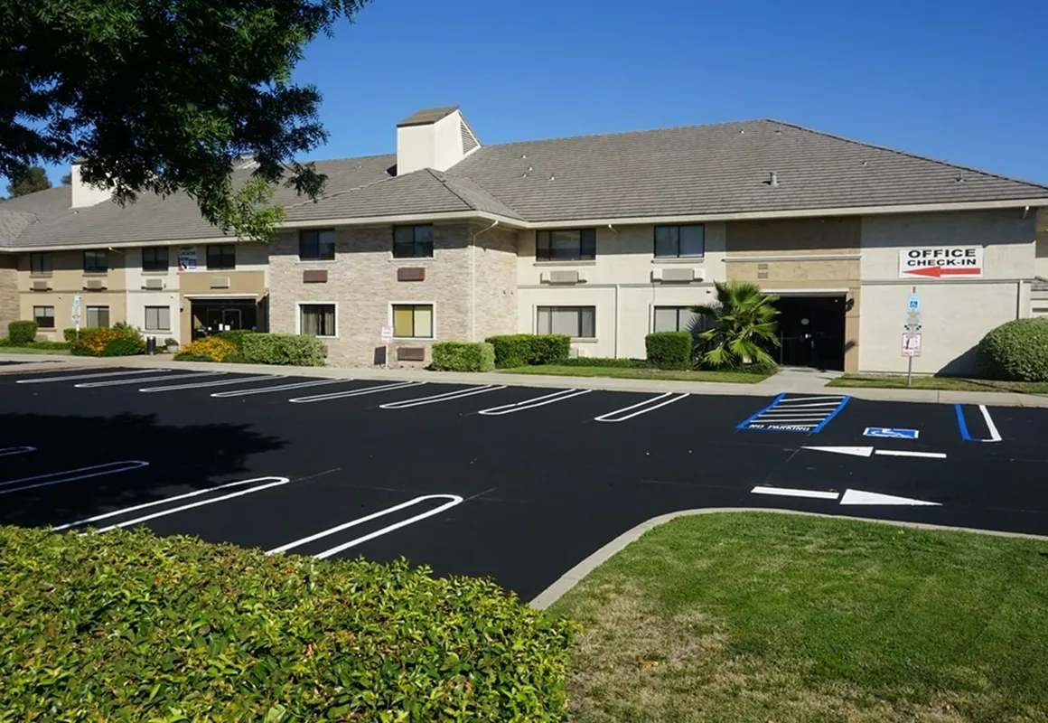 Modesto Hotel hotel hero