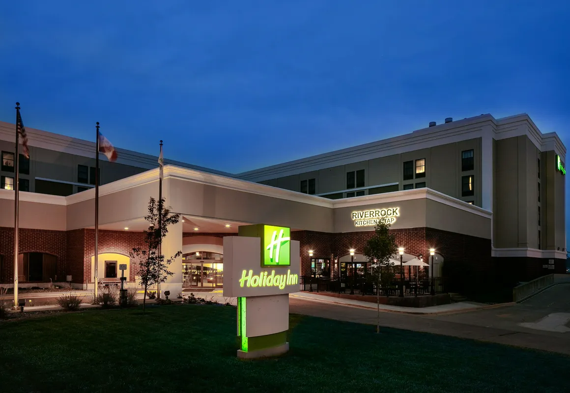 Holiday Inn Dubuque/Galena by IHG hotel hero