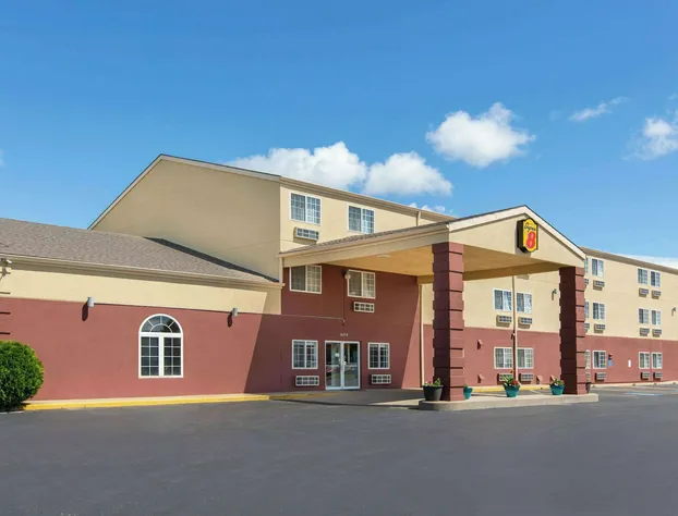 Super 8 by Wyndham Ottawa hotel detail image 2