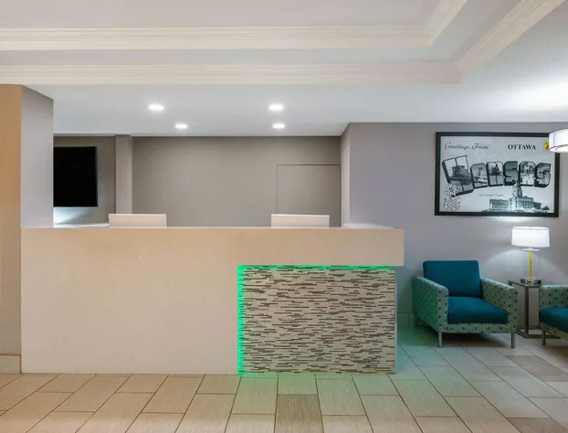 Super 8 by Wyndham Ottawa hotel detail image 3