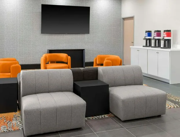 Hampton Inn Olathe hotel detail image 1