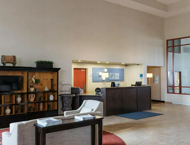 Holiday Inn Express Hotel & Suites Olathe North by IHG hotel detail image 2