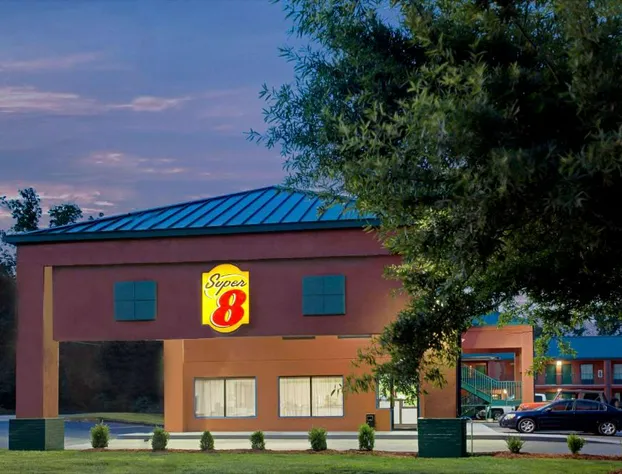 Super 8 by Wyndham Gainesville hotel detail image 2