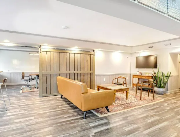 The Guest Lodge Gainesville hotel detail image 4