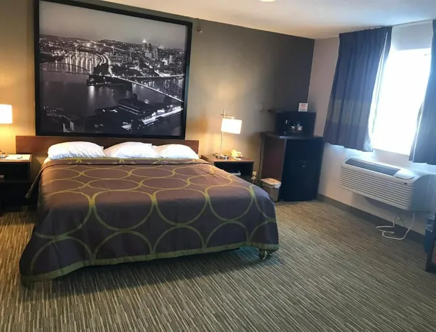 Super 8 by Wyndham Hanover hotel detail image 4