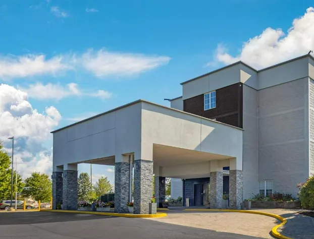 Comfort Inn & Suites Pottstown Eastern Gateway hotel detail image 1