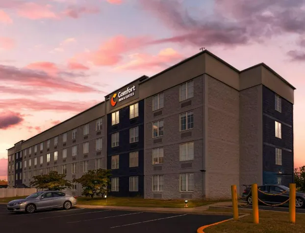 Comfort Inn & Suites Pottstown Eastern Gateway hotel detail image 4