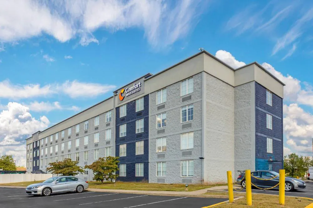 Comfort Inn & Suites Pottstown Eastern Gateway hotel hero