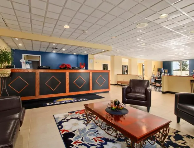 Comfort Inn & Suites Pottstown Eastern Gateway hotel detail image 1