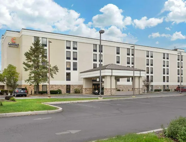 Comfort Inn & Suites hotel detail image 2