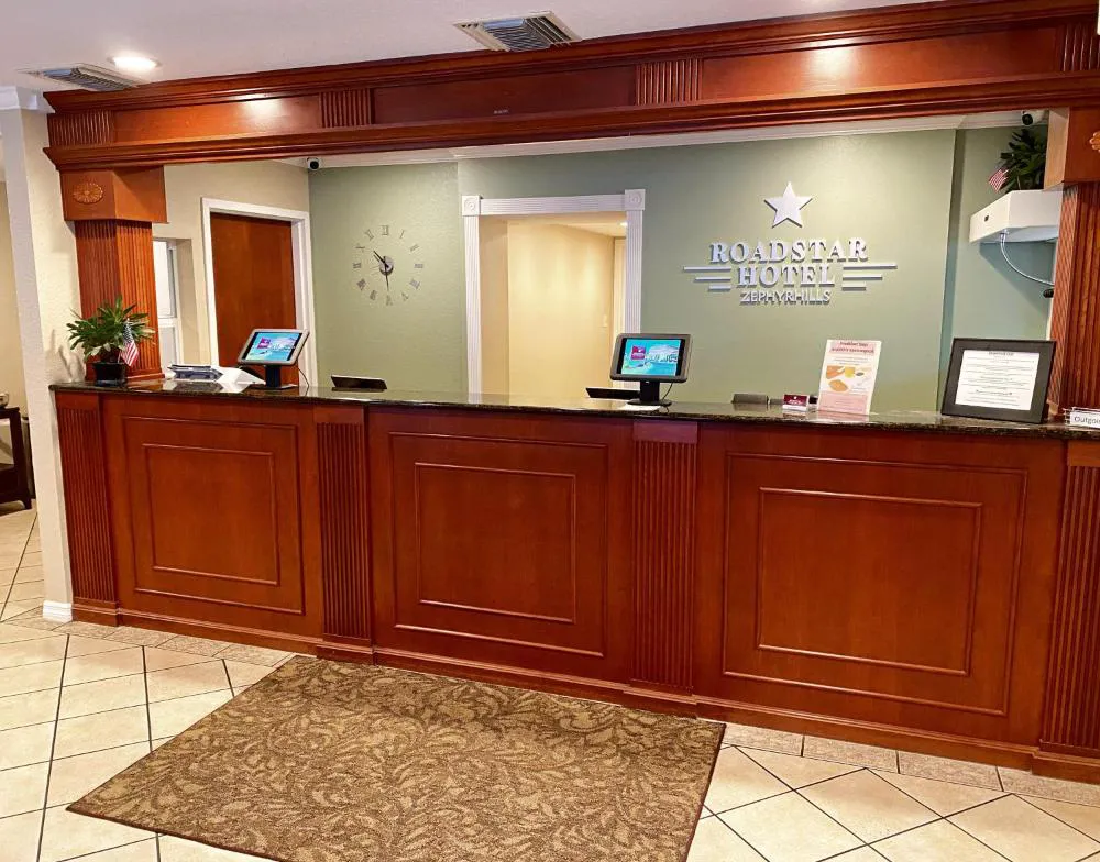 Roadstar Hotel Zephyrhills hotel hero