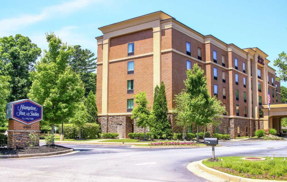Hampton Inn & Suites by Hilton Flowery Branch Lake Lanier hotel hero