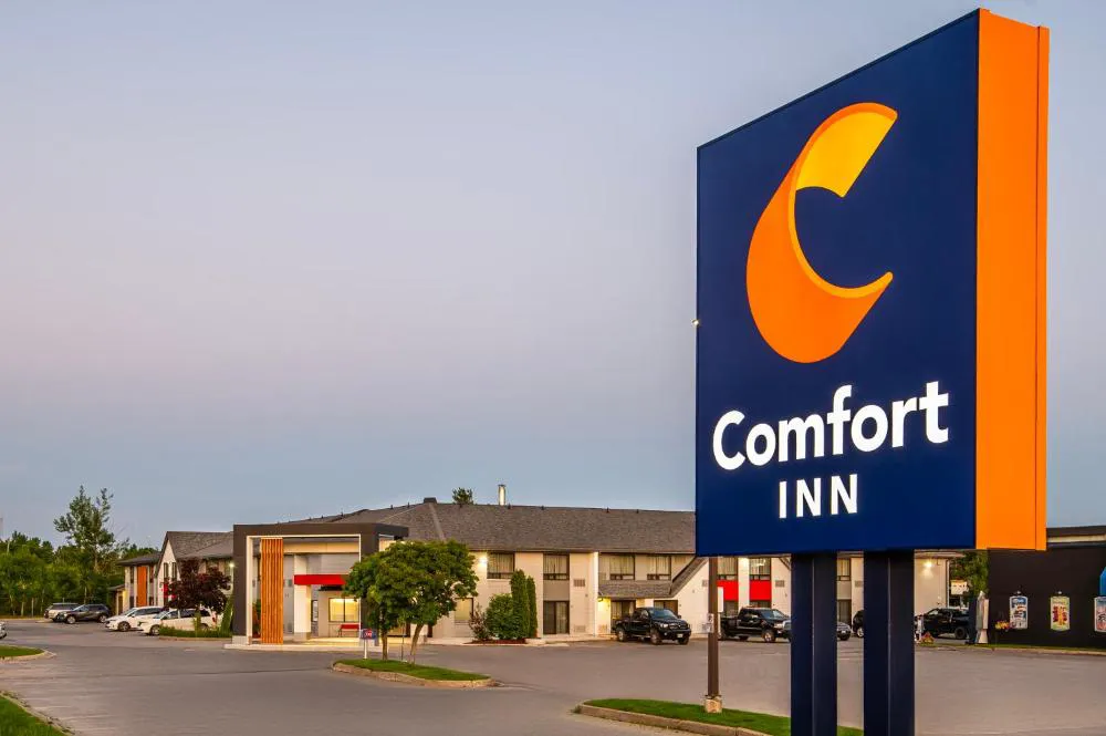 Comfort Inn Sudbury hotel hero