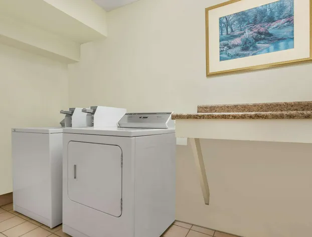 Baymont by Wyndham Rocky Mount I-95 hotel detail image 3