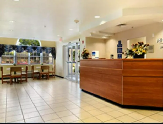 Microtel Inn & Suites by Wyndham Huntsville hotel detail image 3