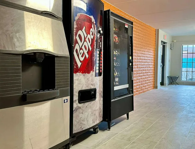 La Quinta Inn by Wyndham Huntsville Research Park hotel detail image 4