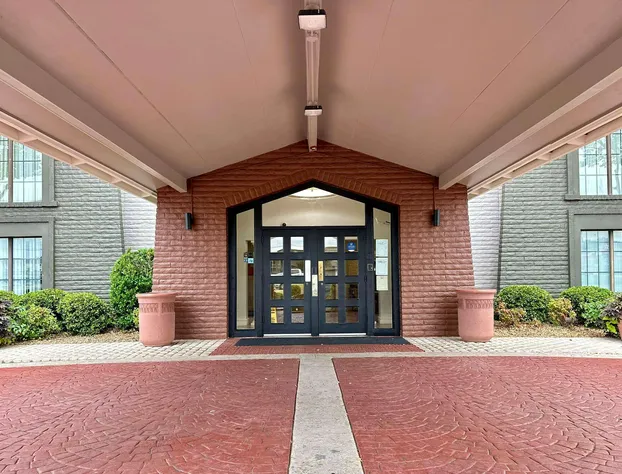 La Quinta Inn by Wyndham Huntsville Research Park hotel detail image 3