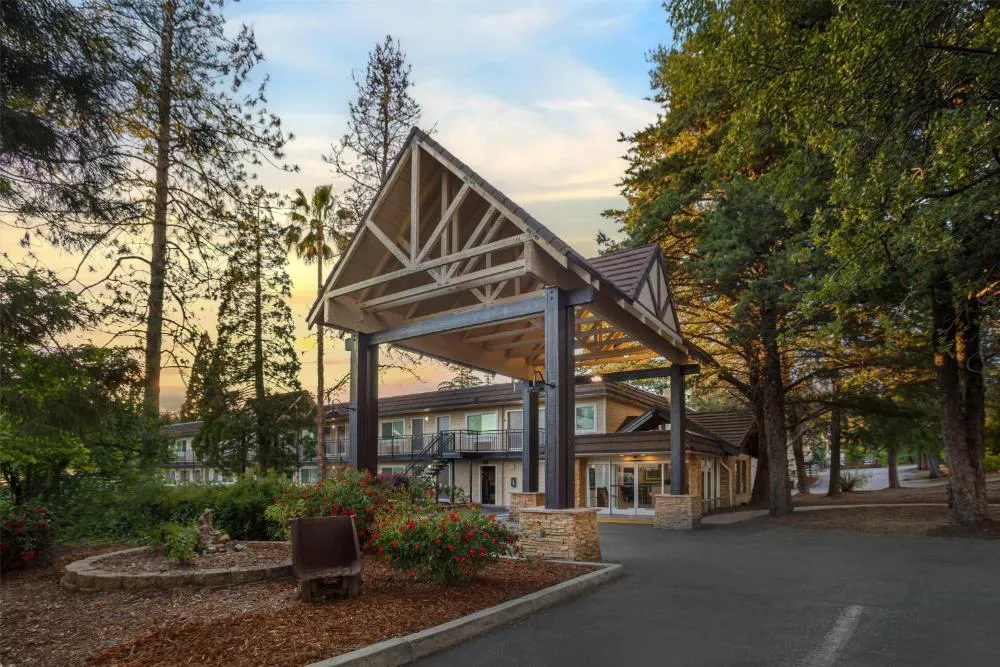 Best Western Gold Country Inn hotel hero