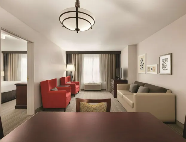 Garner Hotel Madison Huntsville Airport by IHG hotel detail image 4