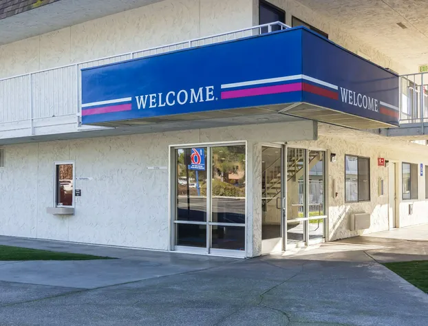 Motel 6 Oroville, CA hotel detail image 2