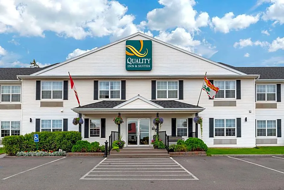 Quality Inn & Suites Downtown hotel hero