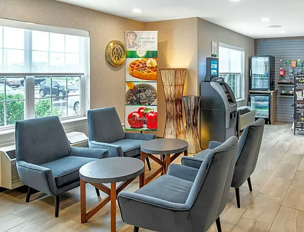 Quality Inn & Suites Downtown hotel detail image 2