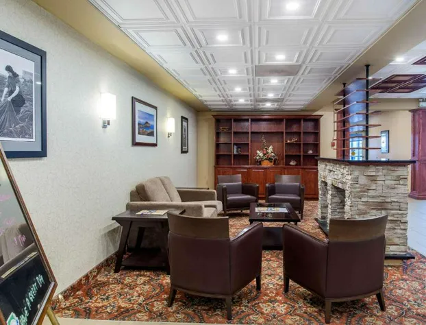 Quality Hotel & Suites hotel detail image 2