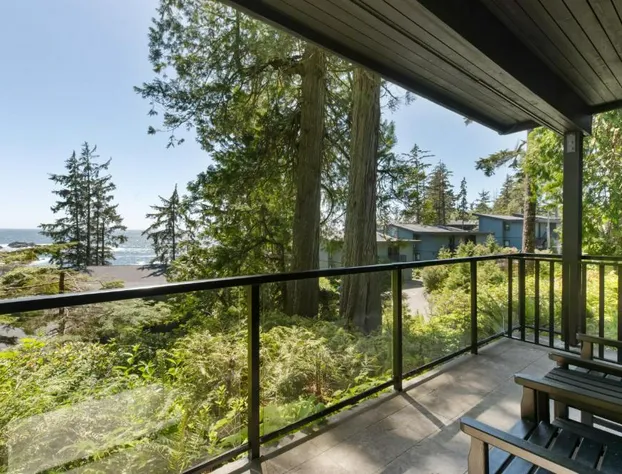 Black Rock Oceanfront Resort hotel detail image 3